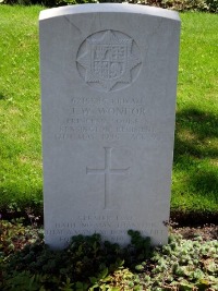 Klagenfurt War Cemetery - Wonfor, John William